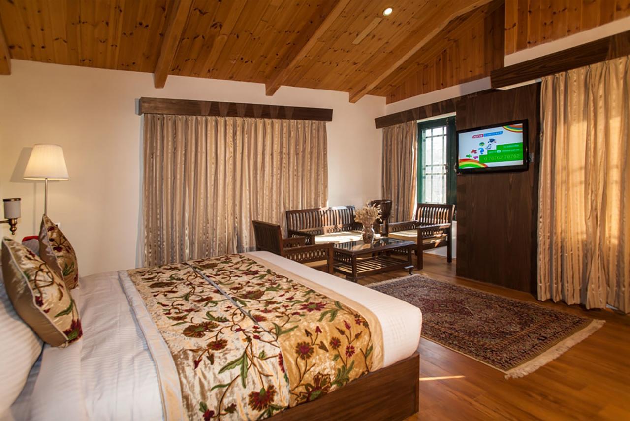 Lemon Tree Hotel Srinagar Экстерьер фото