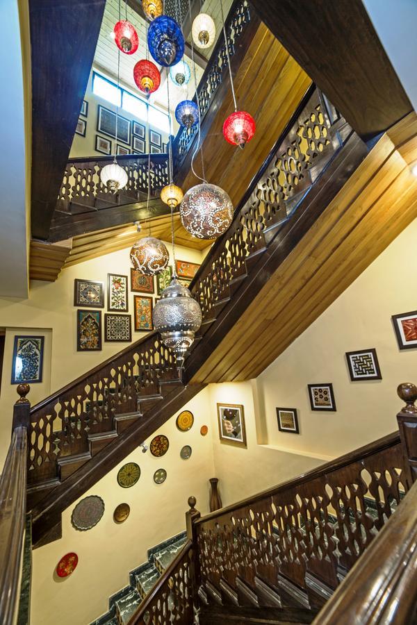 Lemon Tree Hotel Srinagar Экстерьер фото